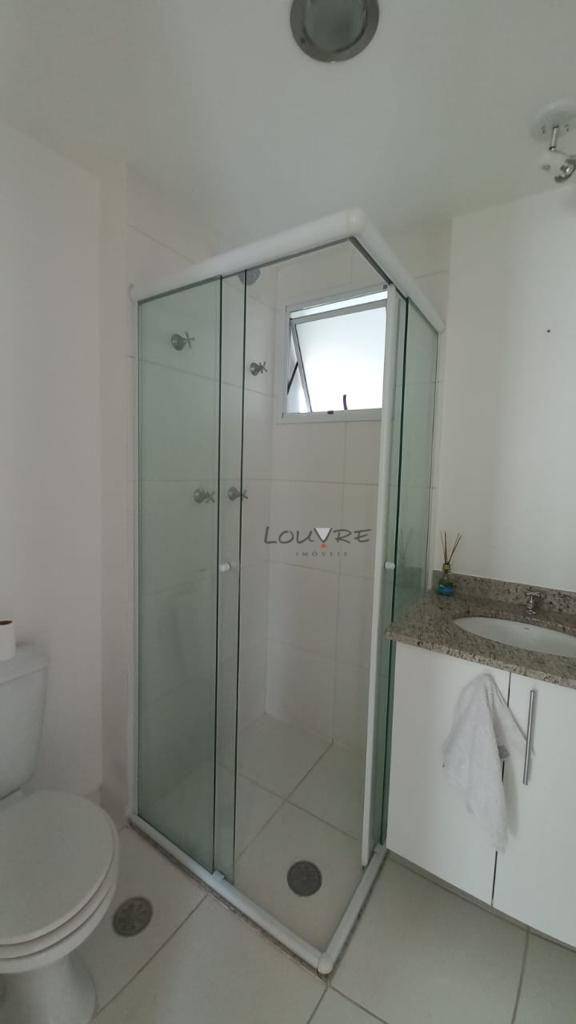 Apartamento para alugar com 2 quartos, 68m² - Foto 14