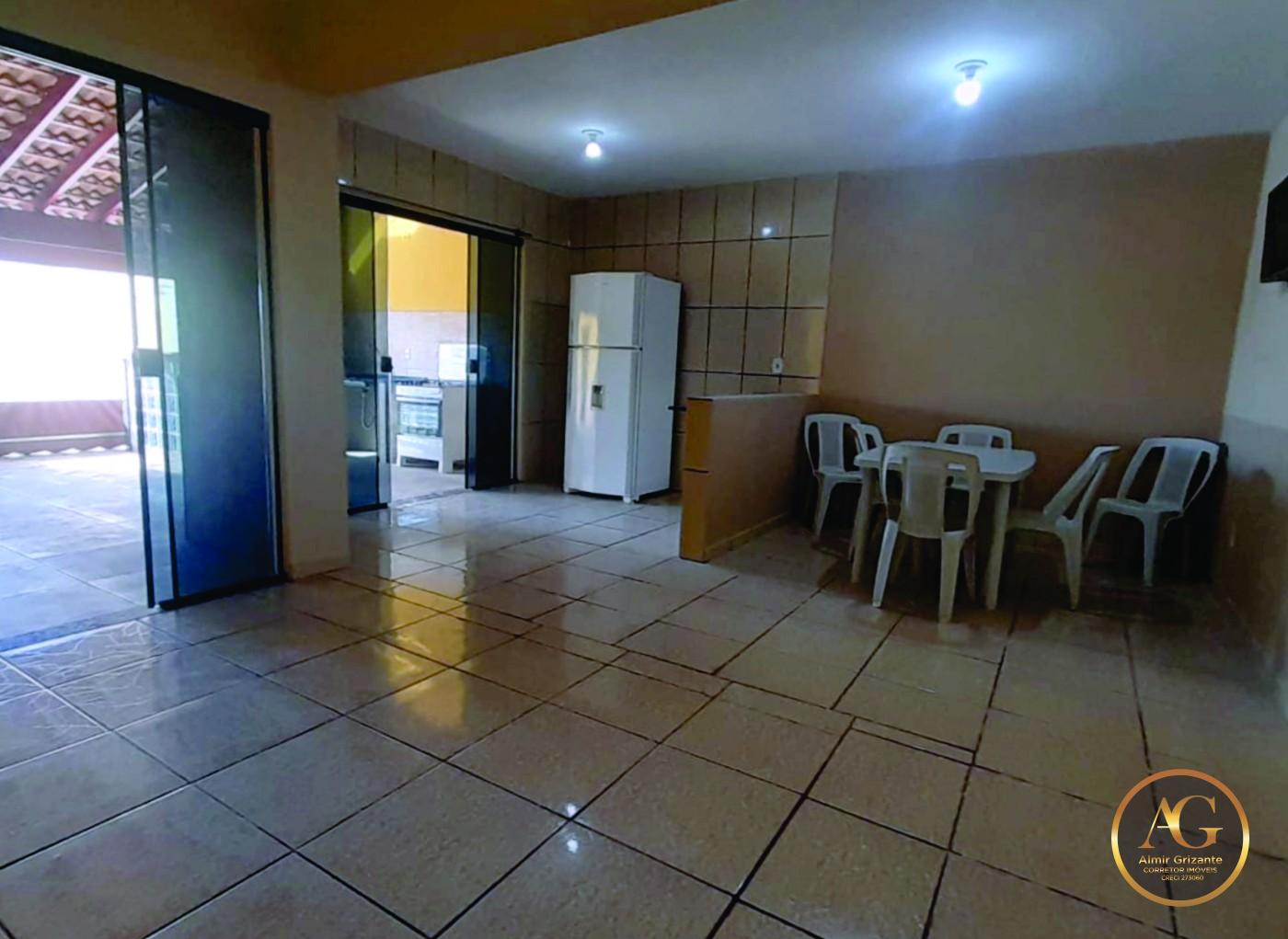 Casa à venda com 1 quarto, 250m² - Foto 13