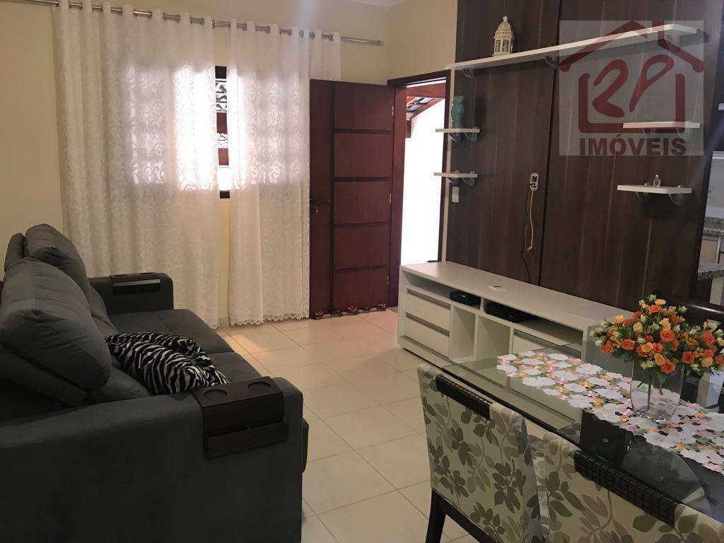 Casa à venda com 2 quartos, 65m² - Foto 1