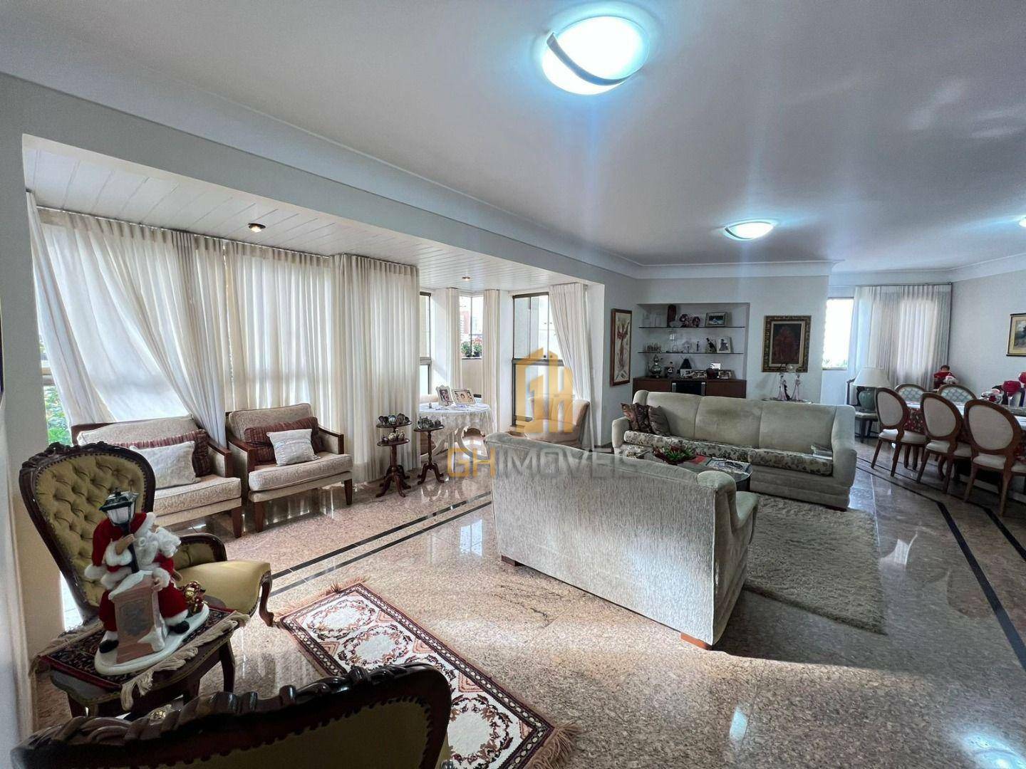 Apartamento à venda com 4 quartos, 218m² - Foto 2