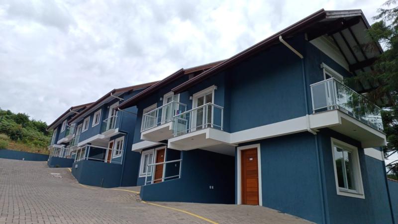 Casa à venda com 2 quartos, 85m² - Foto 2
