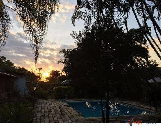 Chácara à venda com 4 quartos, 600m² - Foto 14