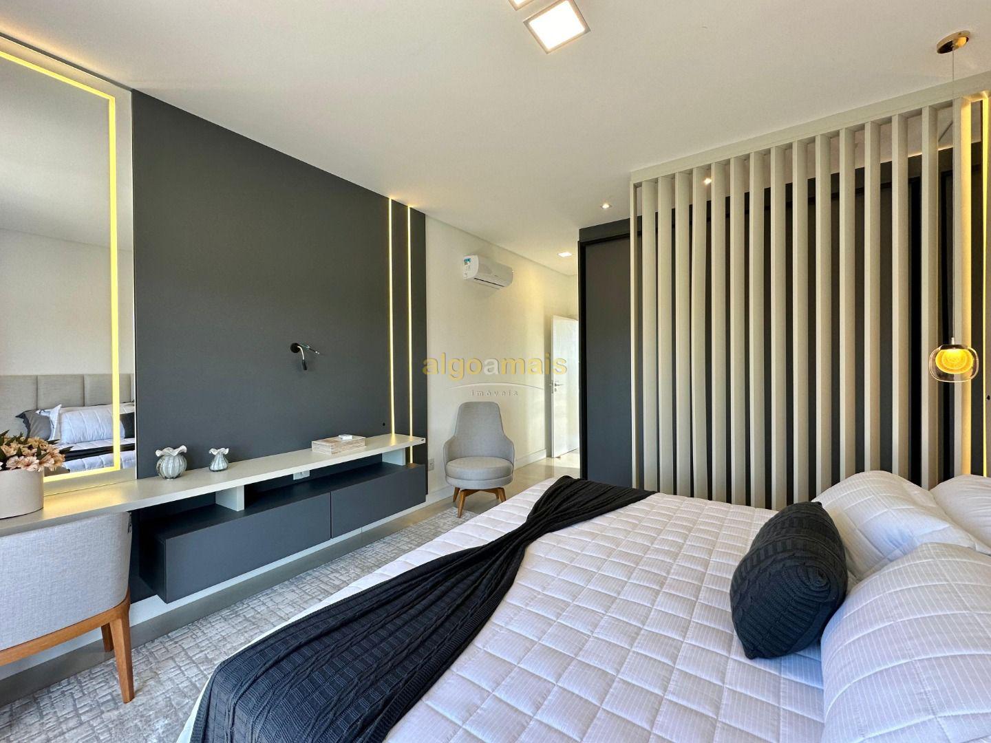 Casa de Condomínio à venda com 4 quartos, 230m² - Foto 30