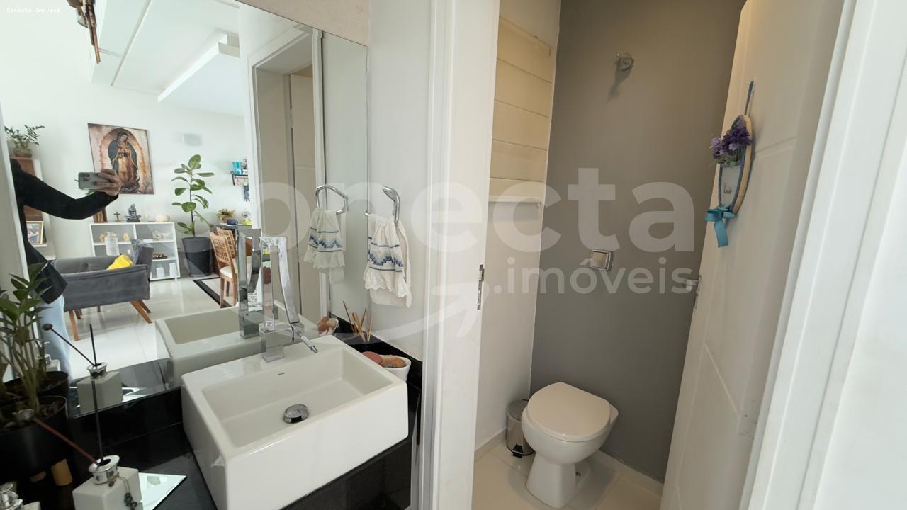 Casa de Condomínio à venda com 3 quartos, 228m² - Foto 12