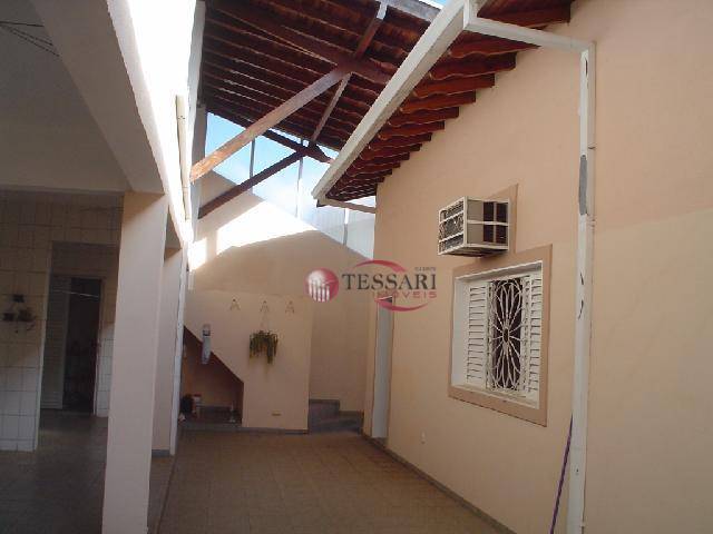 Casa à venda e aluguel com 4 quartos, 340m² - Foto 16
