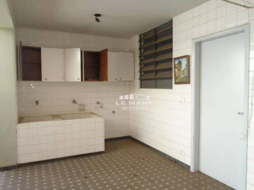 Casa para alugar com 4 quartos, 382m² - Foto 5