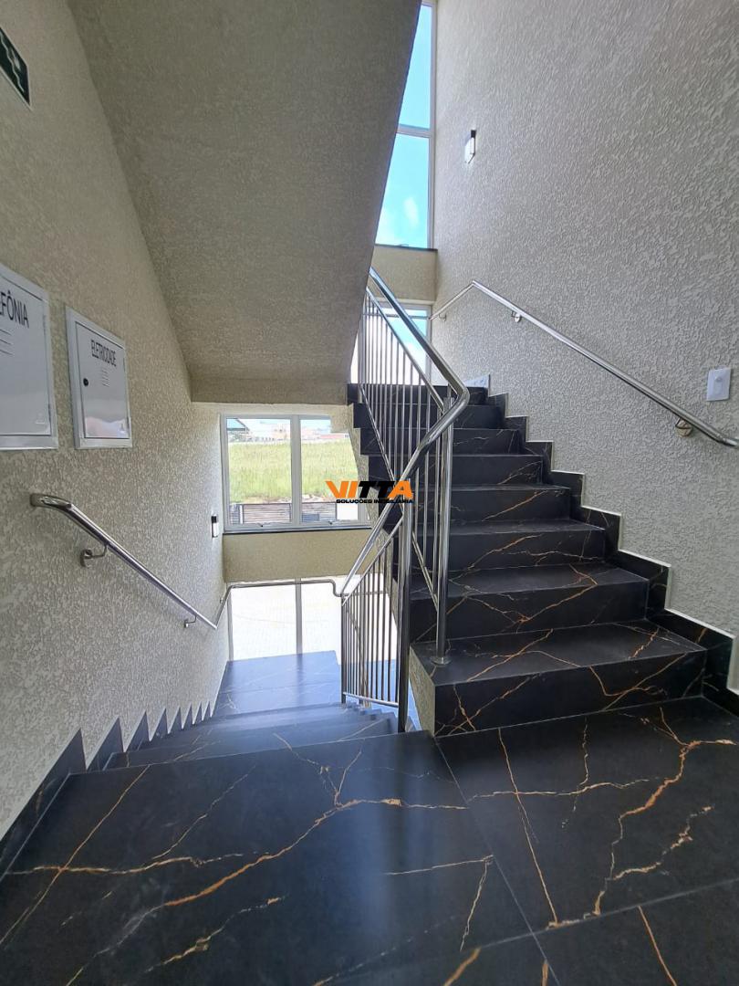 Apartamento à venda com 3 quartos, 117m² - Foto 3