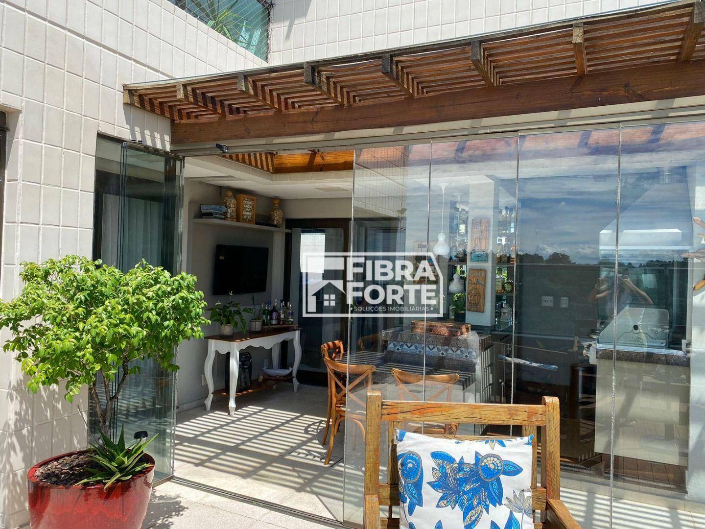 Cobertura à venda com 3 quartos, 260m² - Foto 1
