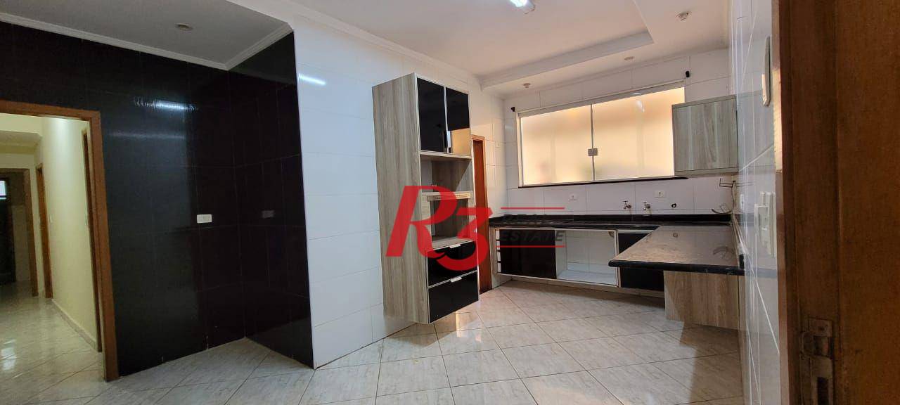 Casa à venda com 3 quartos, 225m² - Foto 4