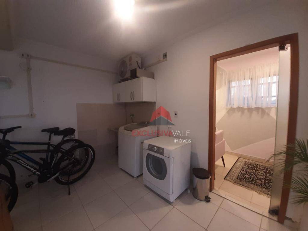Casa de Condomínio à venda e aluguel com 3 quartos, 270m² - Foto 19