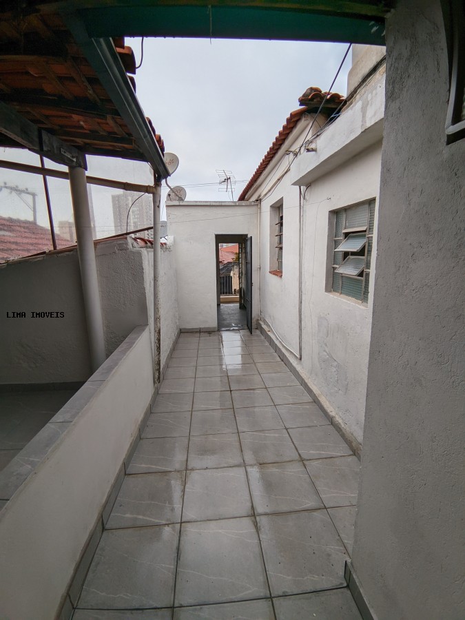 Casa para alugar com 1 quarto, 50m² - Foto 12