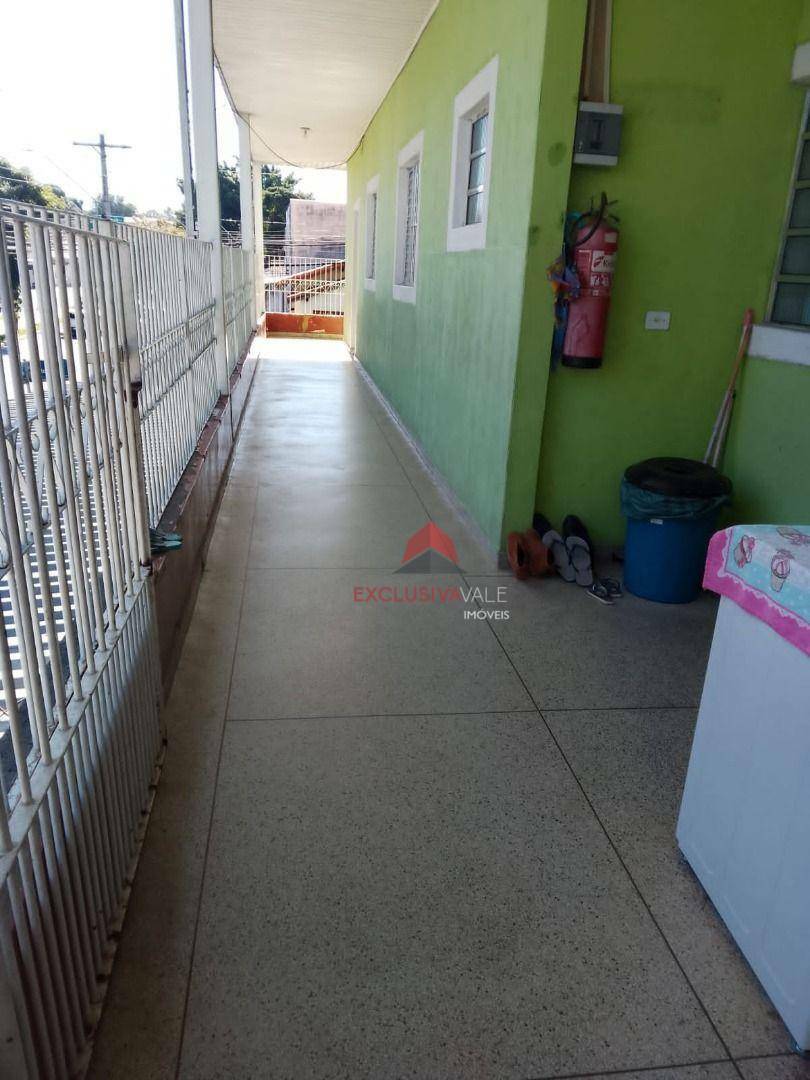 Casa à venda com 2 quartos, 108m² - Foto 2