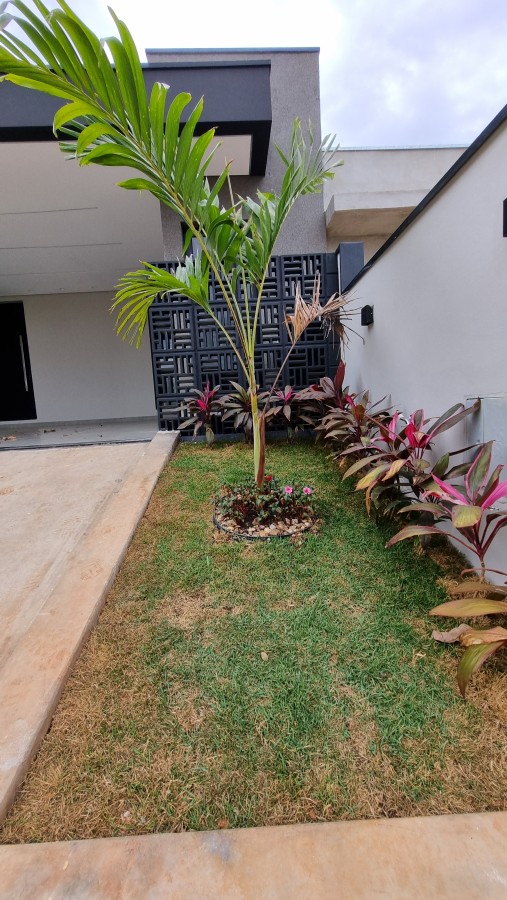 Casa à venda com 3 quartos, 130m² - Foto 2