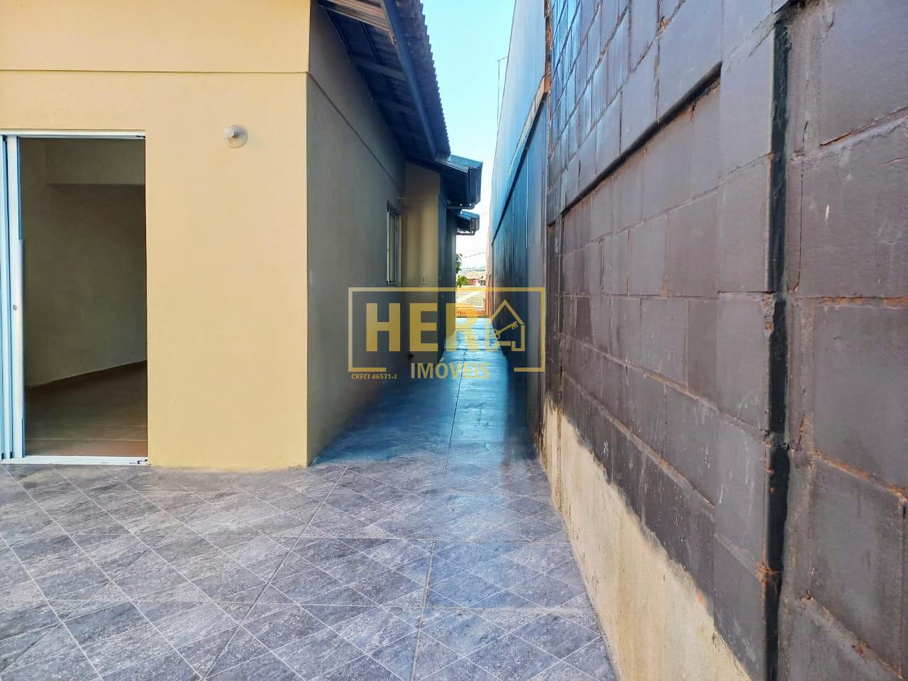 Casa à venda com 2 quartos, 58m² - Foto 3