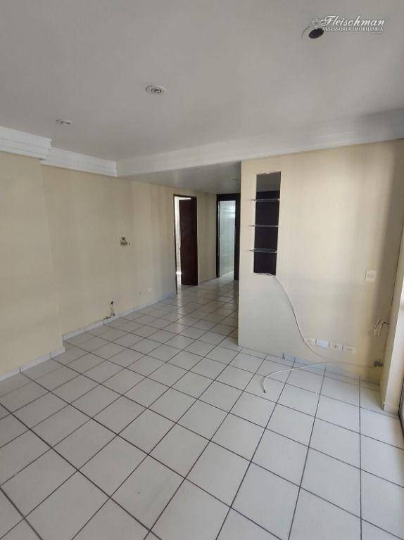 Apartamento para alugar com 2 quartos, 75m² - Foto 11