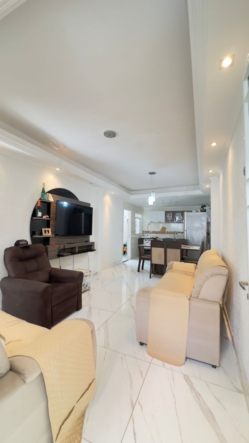 Casa à venda com 2 quartos, 88m² - Foto 3