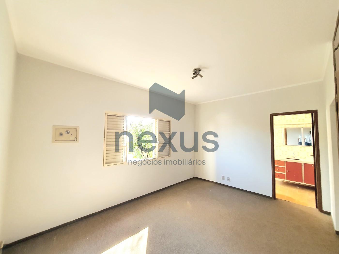 Casa à venda com 3 quartos, 460m² - Foto 16