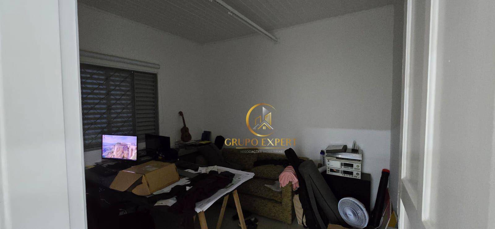 Casa para alugar com 1 quarto, 140m² - Foto 11