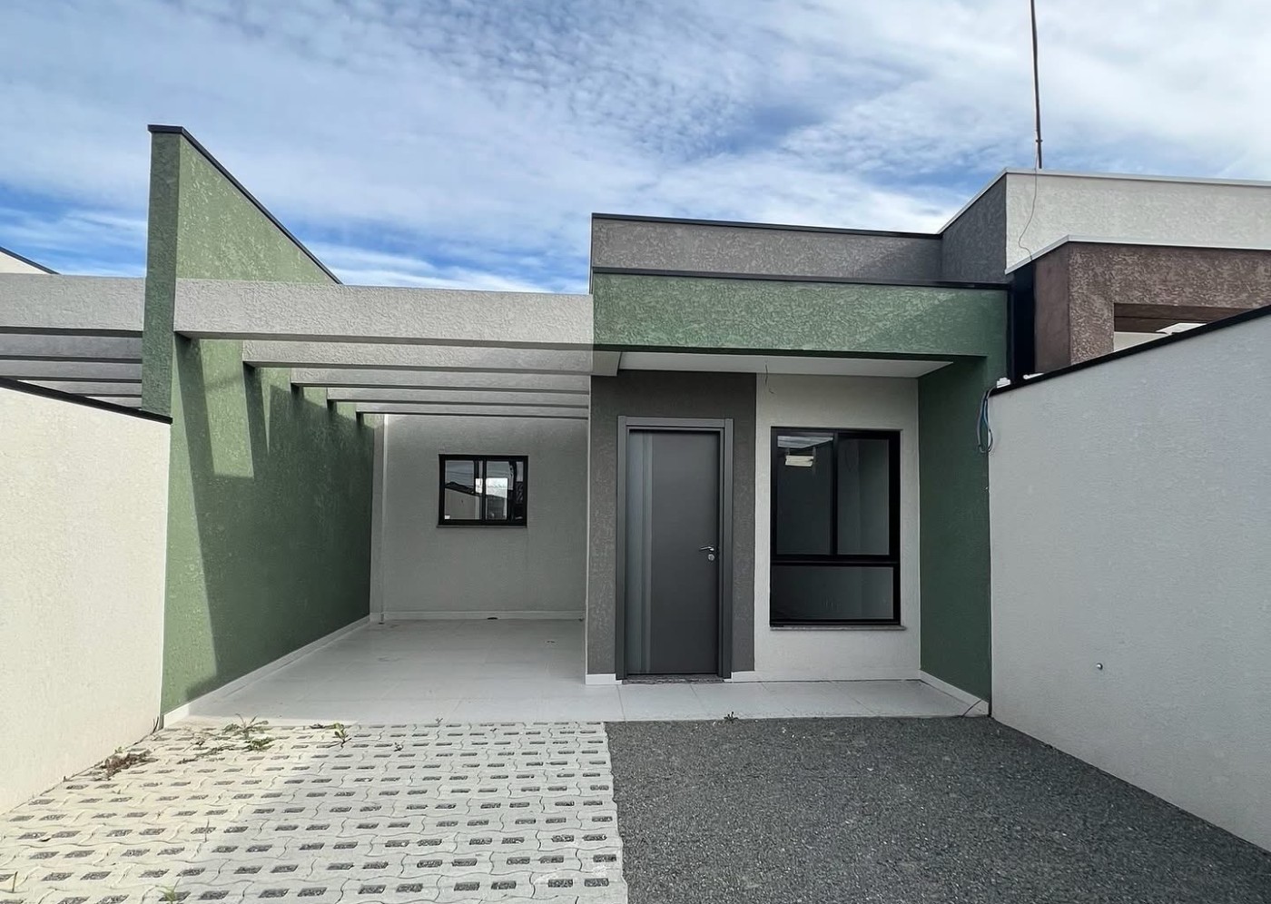 Casa à venda com 3 quartos, 89m² - Foto 2