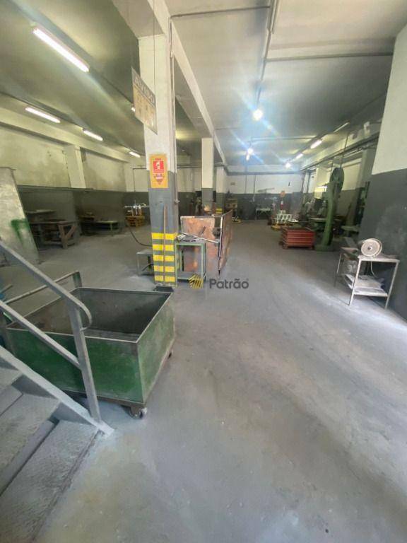 Depósito-Galpão-Armazém à venda, 2596m² - Foto 19