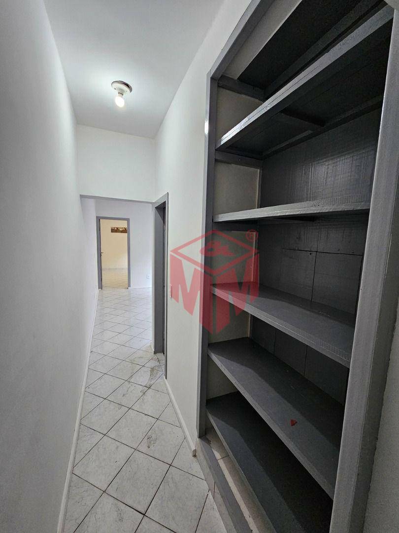 Casa para alugar com 1 quarto, 50m² - Foto 9