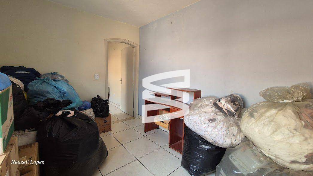 Casa à venda com 3 quartos, 349m² - Foto 31