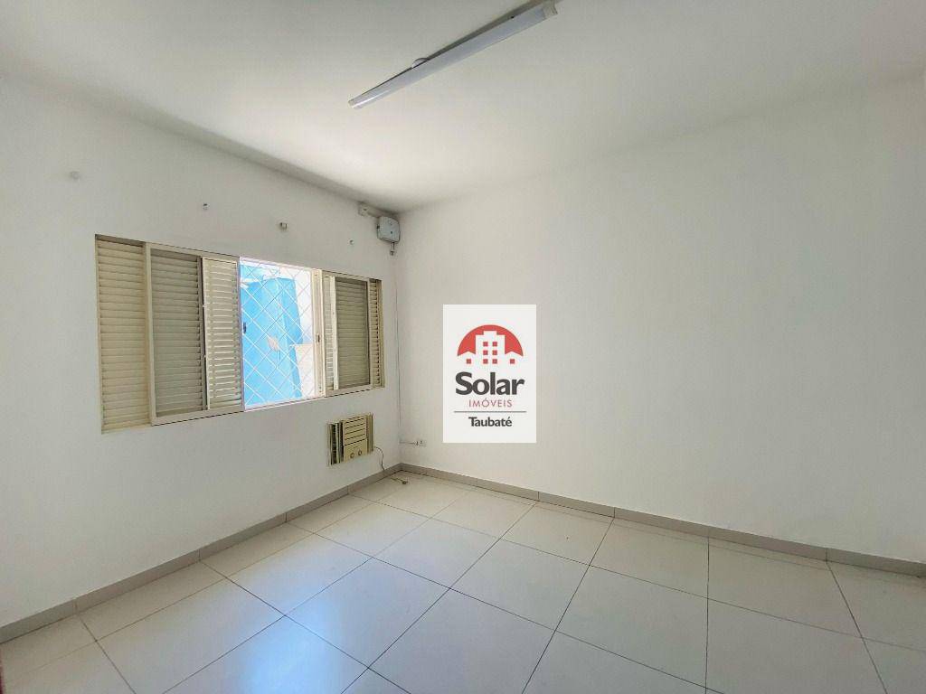 Casa para alugar com 3 quartos, 130m² - Foto 25
