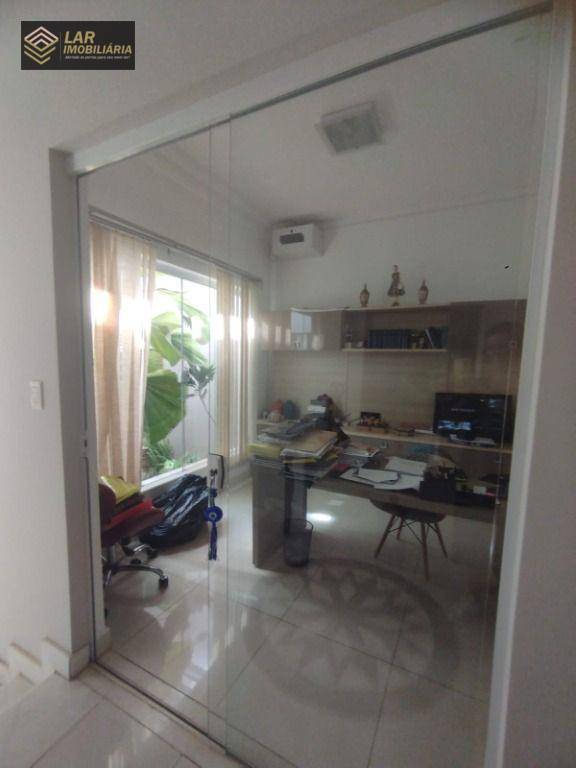 Casa à venda com 3 quartos, 300m² - Foto 13