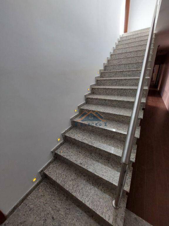 Casa de Condomínio à venda e aluguel com 4 quartos, 563m² - Foto 50