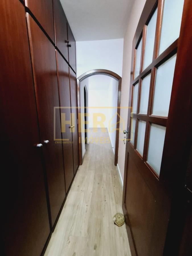 Casa à venda com 3 quartos, 202m² - Foto 22