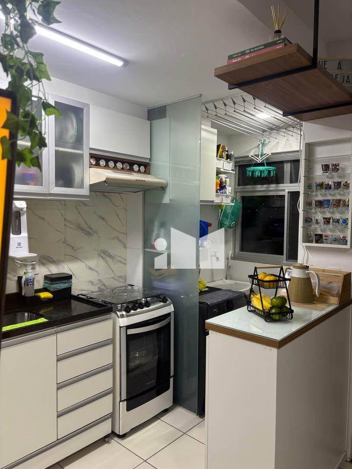Apartamento à venda com 2 quartos, 50m² - Foto 13