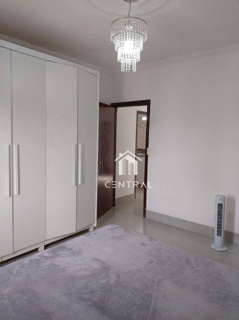 Sobrado à venda com 3 quartos, 238m² - Foto 10