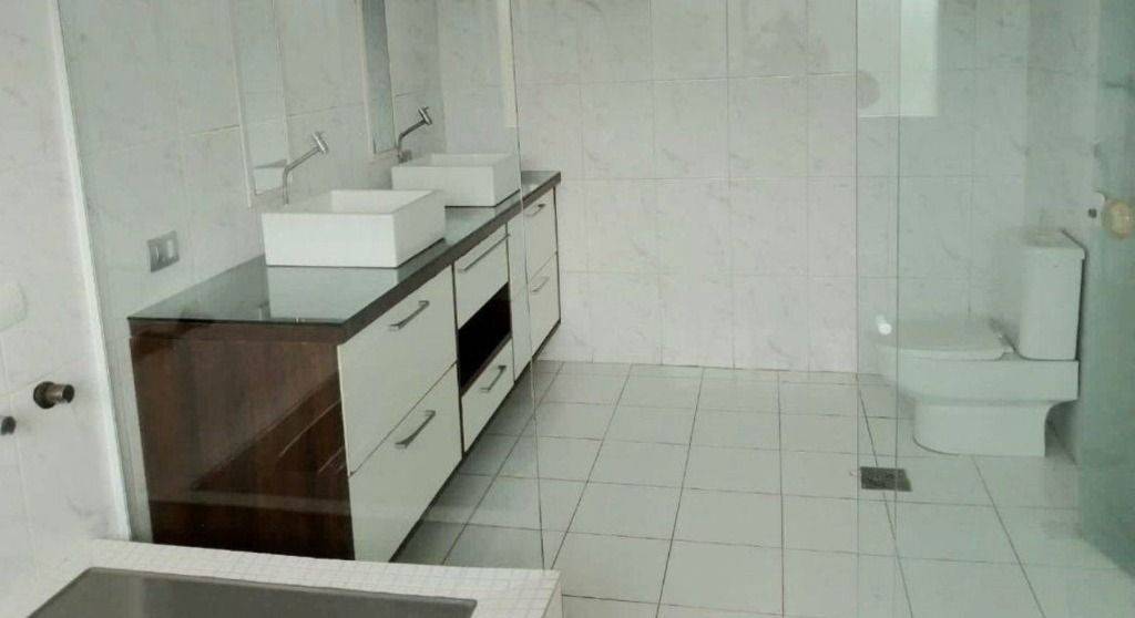 Casa para alugar com 3 quartos, 350m² - Foto 7