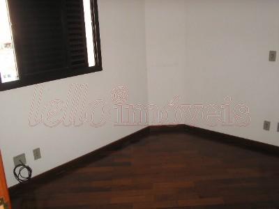 Apartamento para alugar com 3 quartos, 101m² - Foto 4