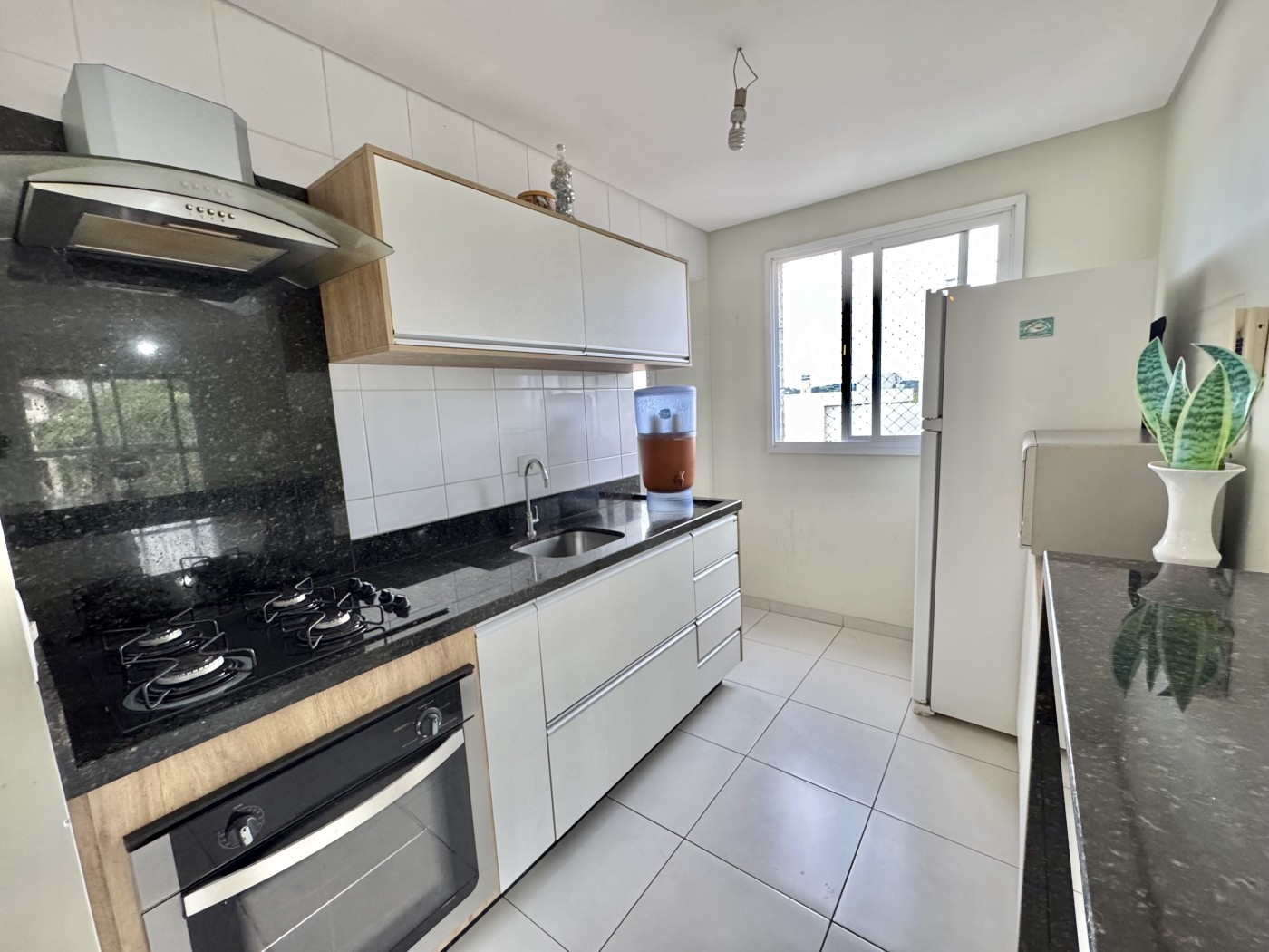 Apartamento à venda com 2 quartos, 85m² - Foto 2
