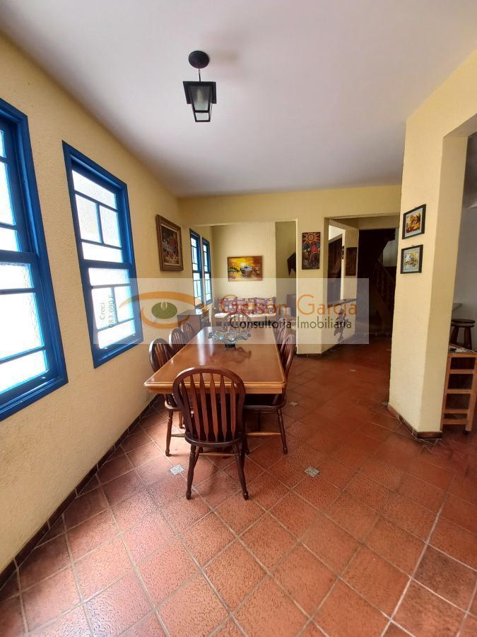 Casa de Condomínio para alugar com 3 quartos, 250m² - Foto 10