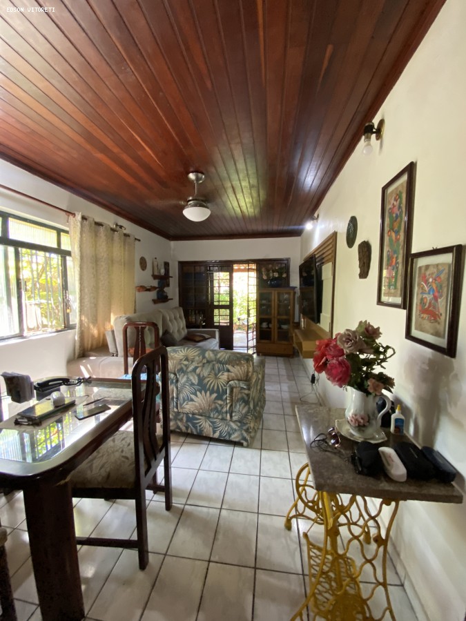 Casa para alugar com 2 quartos, 157m² - Foto 13