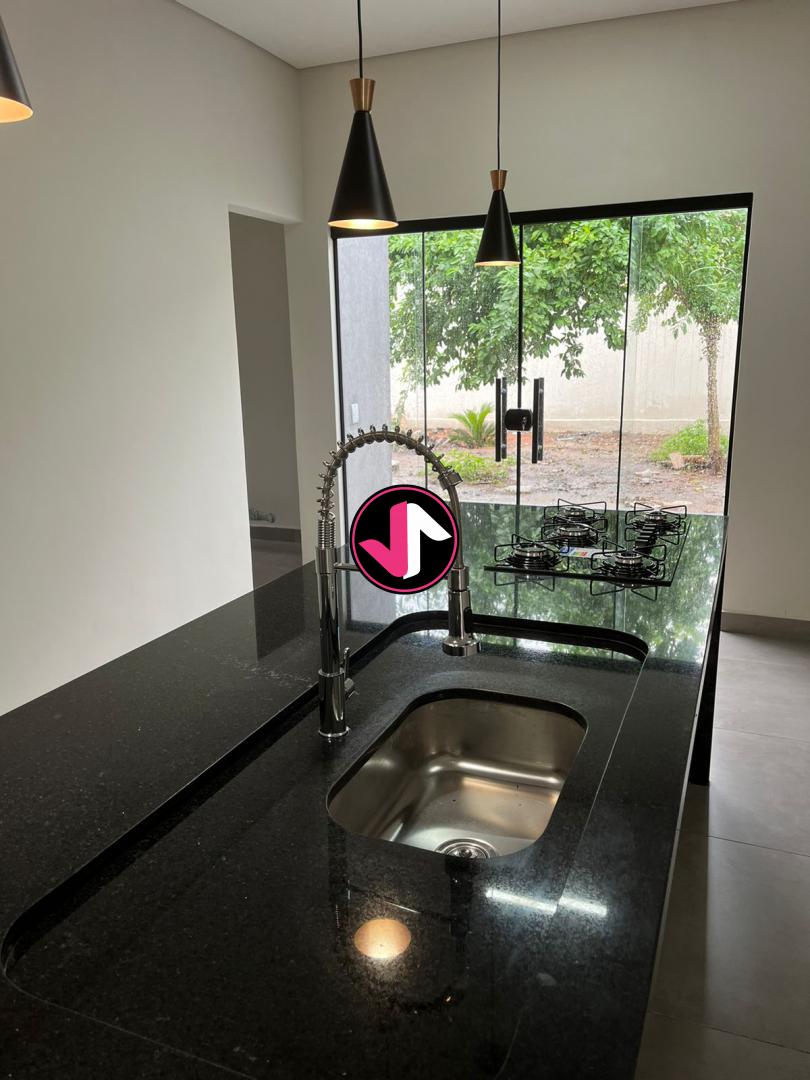 Casa à venda com 3 quartos, 150m² - Foto 3