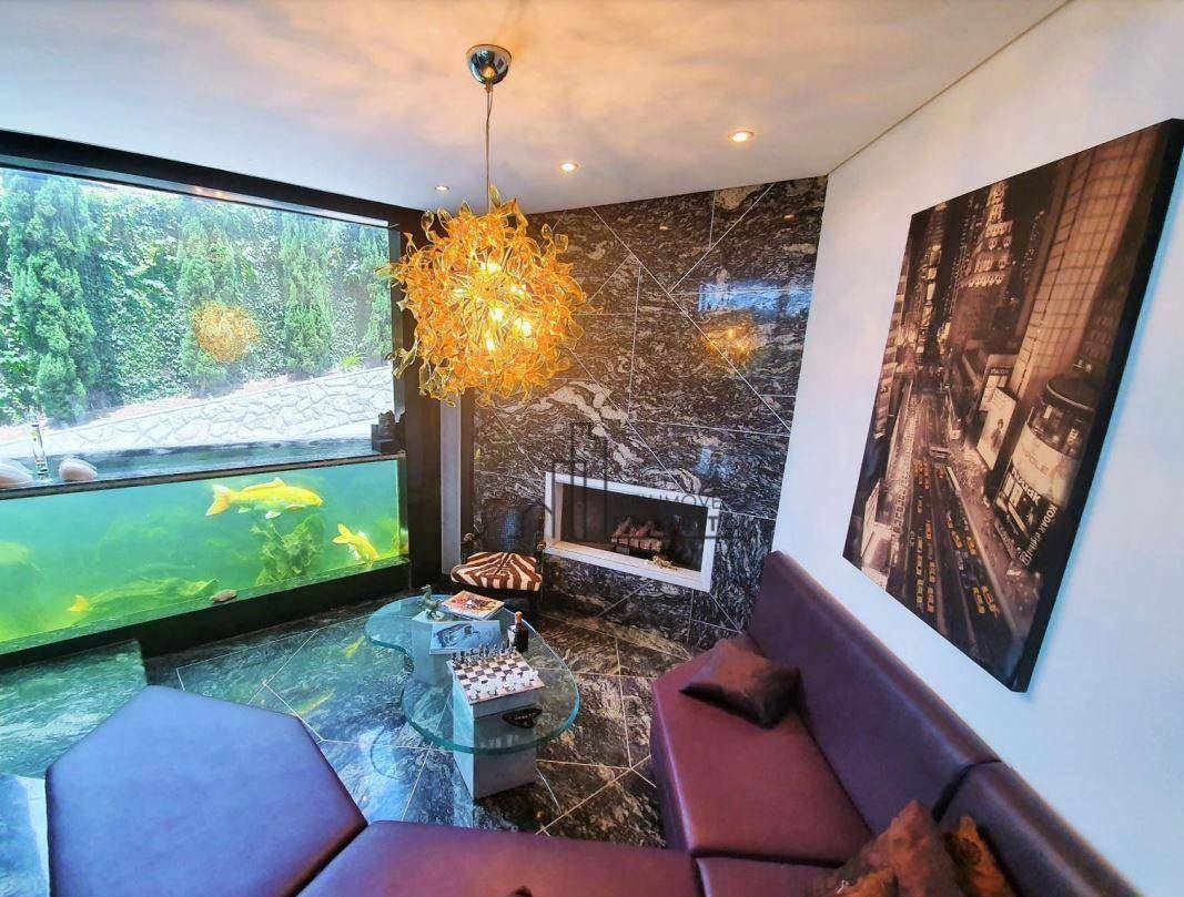 Casa à venda com 5 quartos, 1080m² - Foto 8