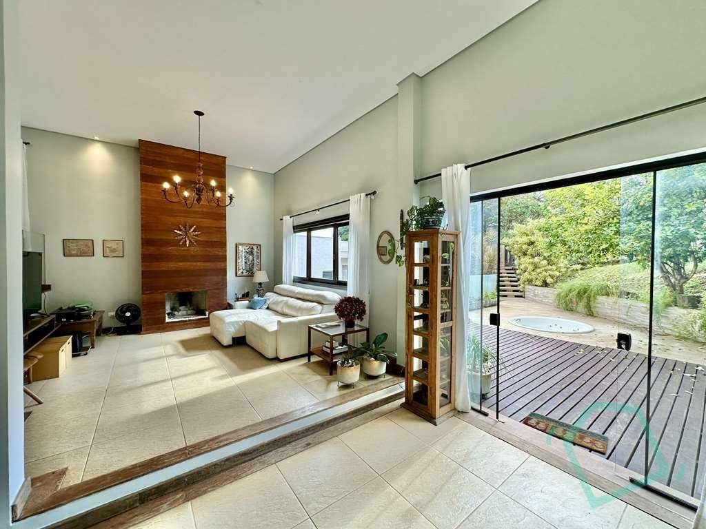Casa de Condomínio à venda com 3 quartos, 330m² - Foto 26