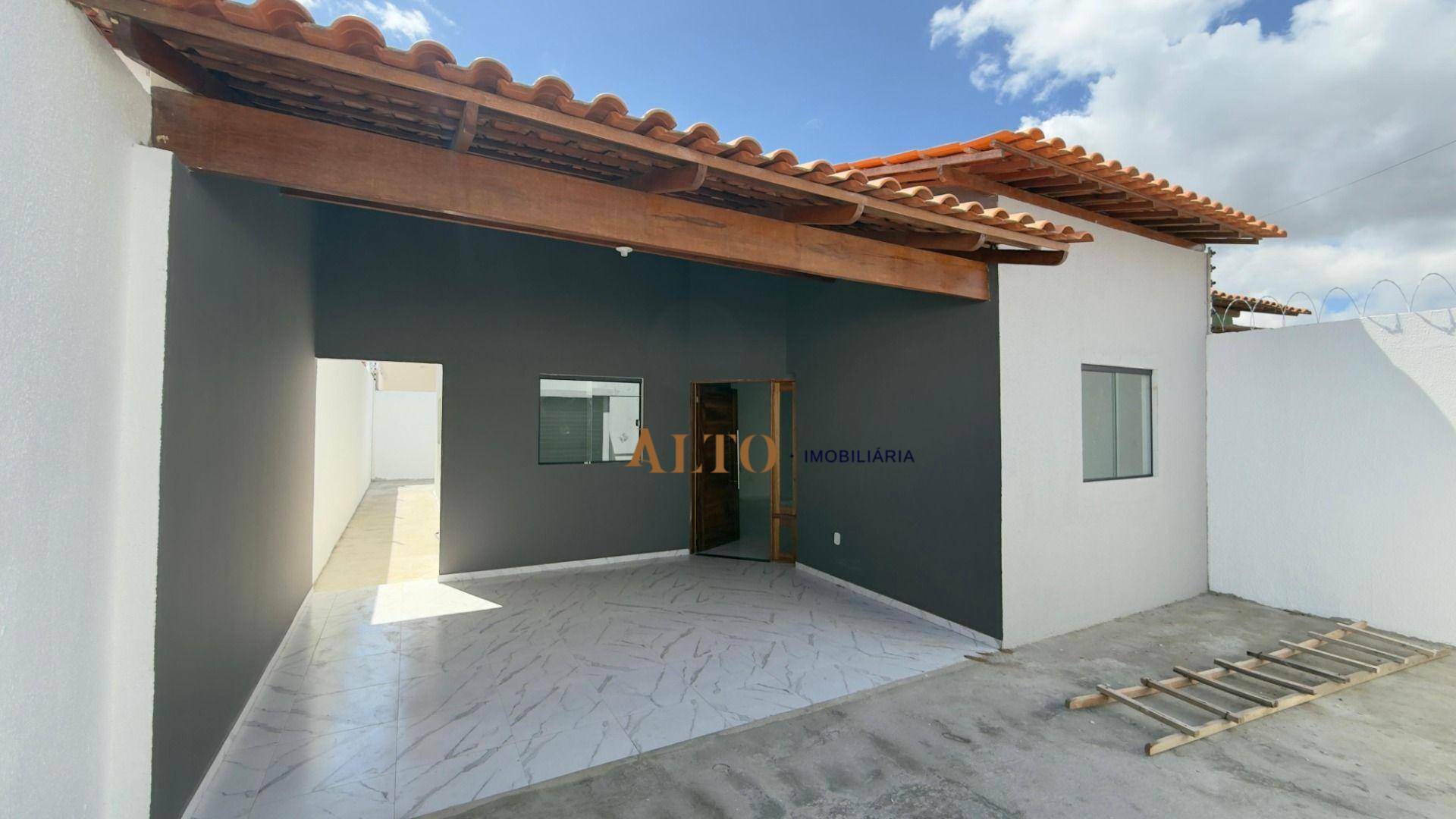 Casa à venda com 3 quartos, 81m² - Foto 4