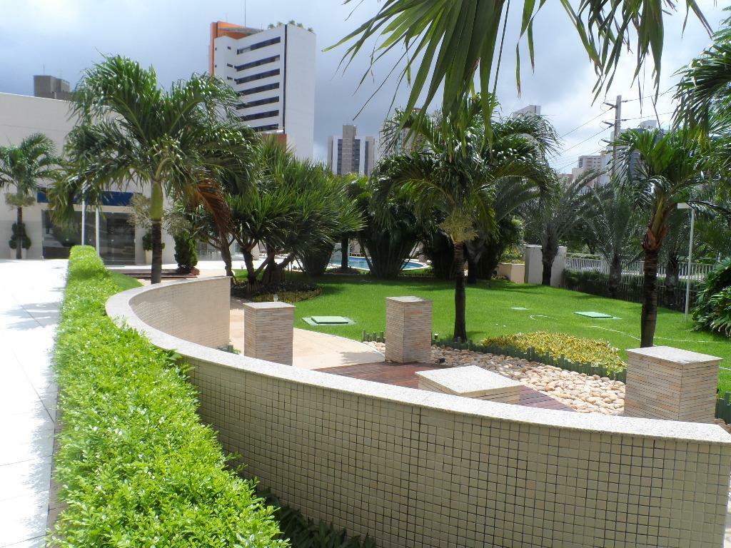 Apartamento à venda com 3 quartos, 240m² - Foto 5