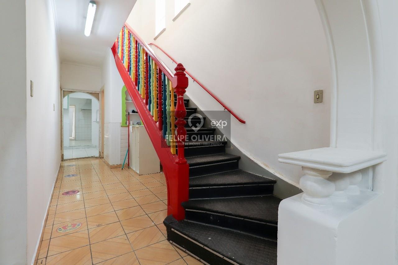 Casa para alugar com 11 quartos, 250m² - Foto 8