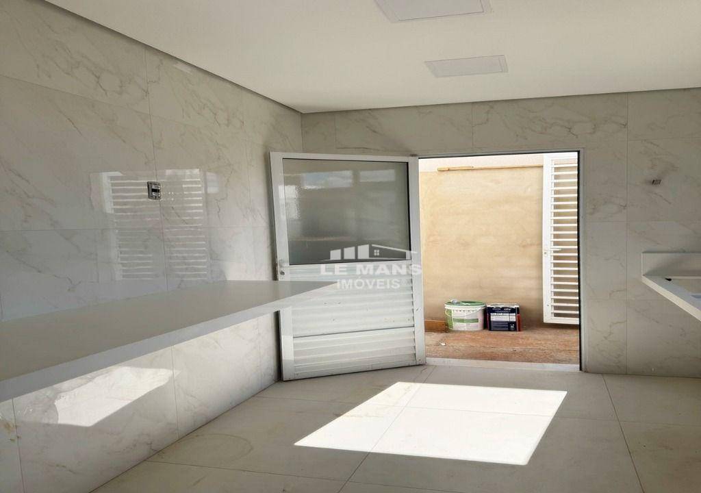 Casa de Condomínio à venda com 2 quartos, 62m² - Foto 3