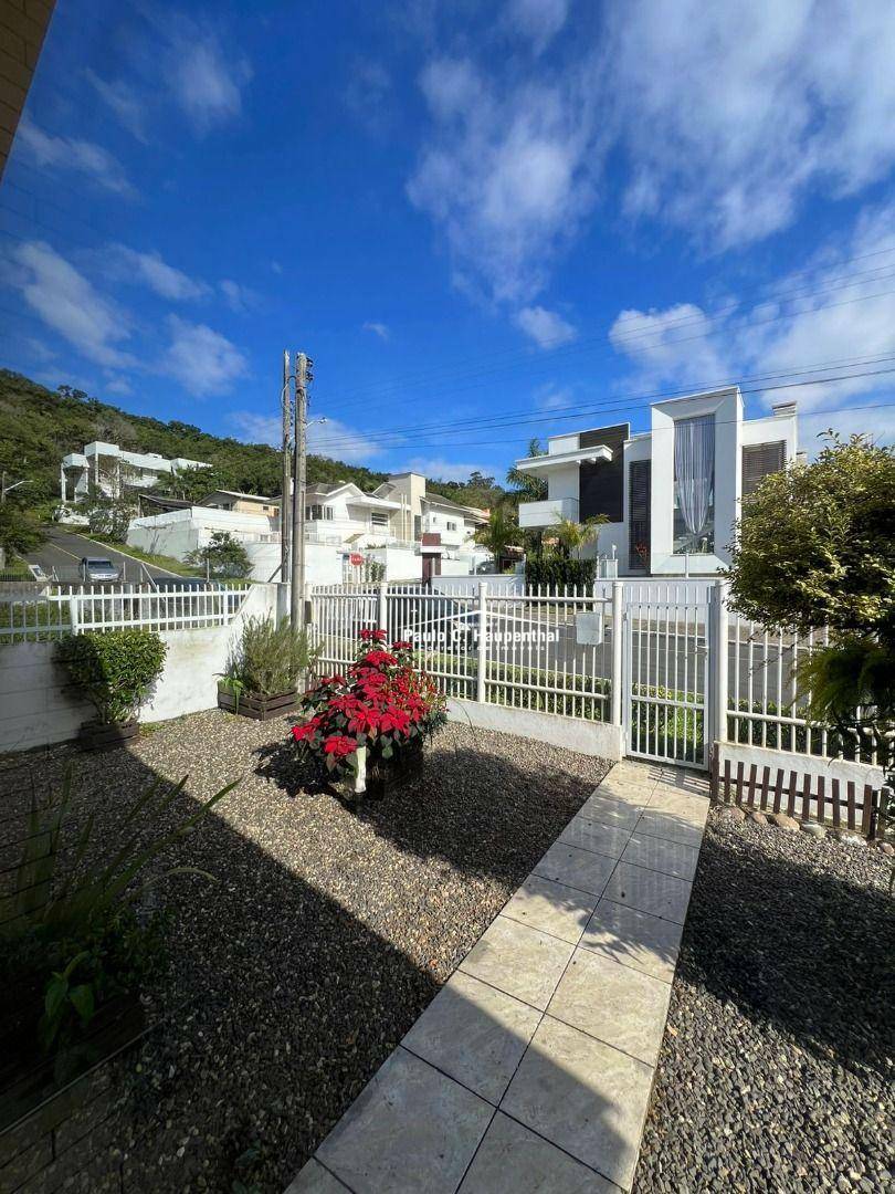 Casa à venda com 3 quartos, 100m² - Foto 14