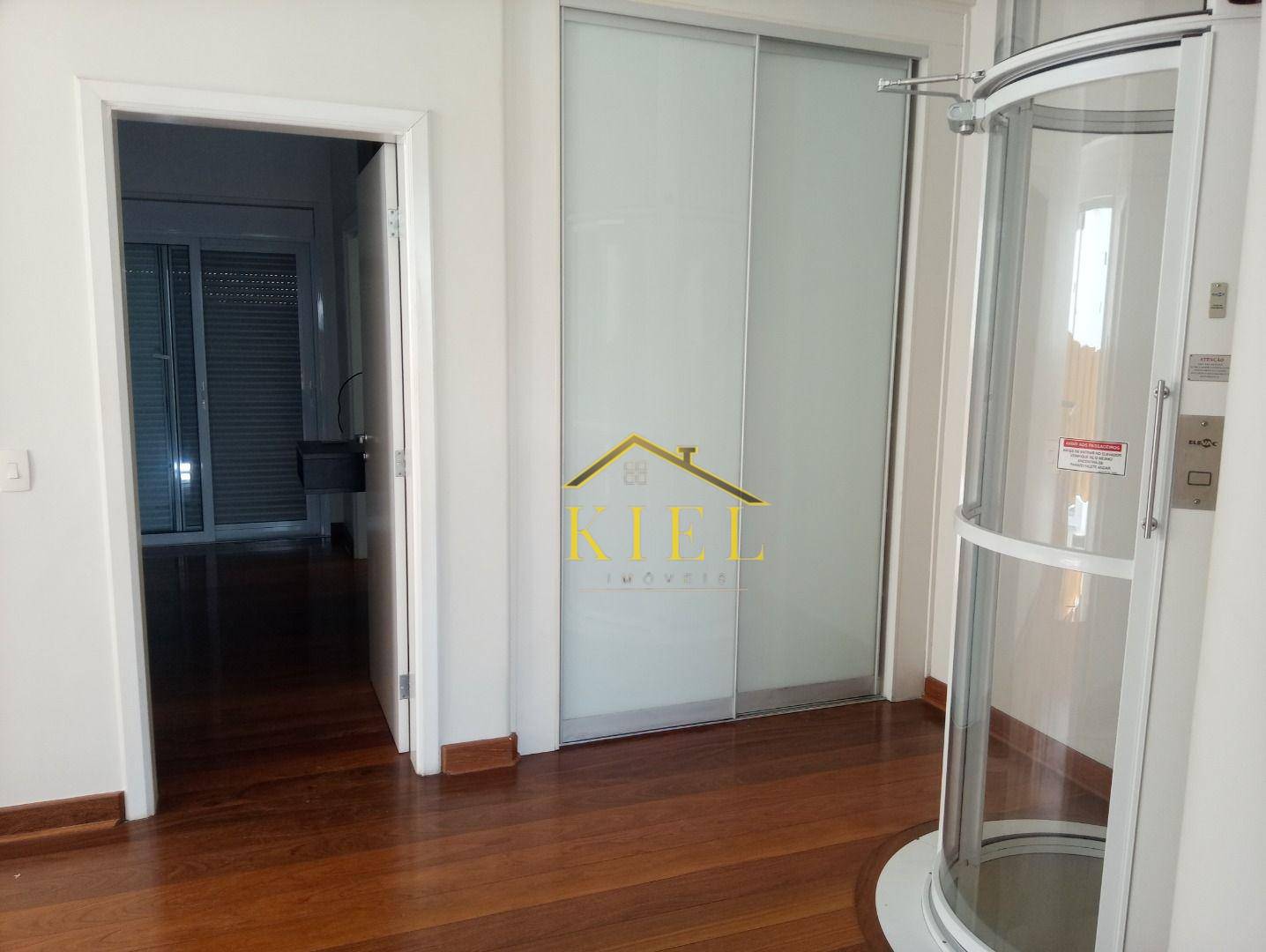 Casa de Condomínio à venda e aluguel com 6 quartos, 380m² - Foto 41