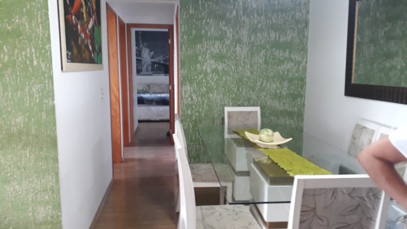 Apartamento à venda com 3 quartos, 87m² - Foto 10
