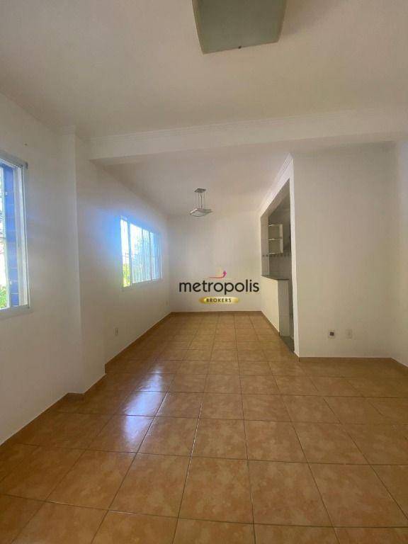 Apartamento à venda com 2 quartos, 70m² - Foto 2