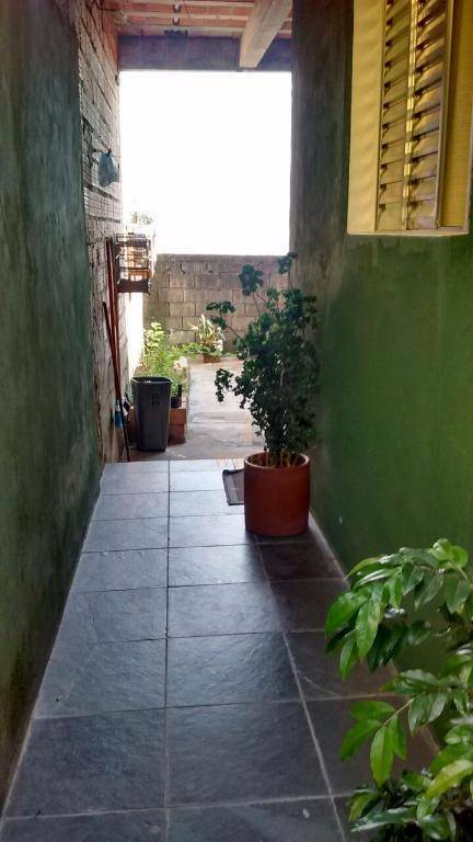Casa à venda com 3 quartos, 125m² - Foto 2