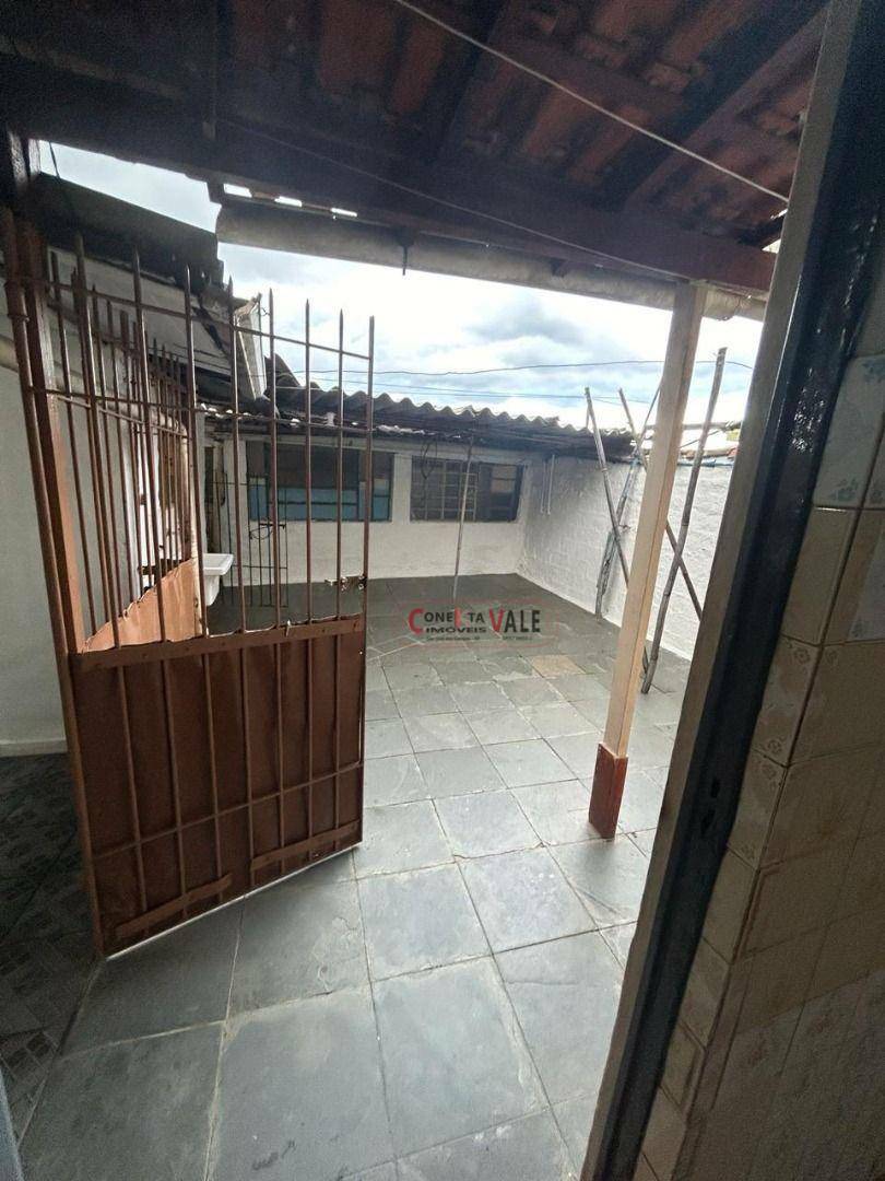 Casa à venda com 2 quartos, 98m² - Foto 7